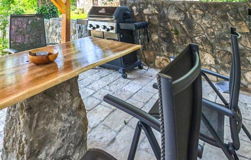Grizane House | 3 Bedroom Amazing Home In Crikvenica