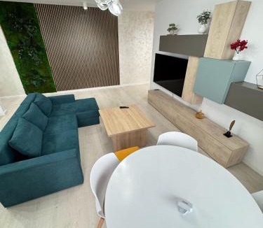 Suceava Apartment | Renting Suceava Glam Apartments with Parking Option