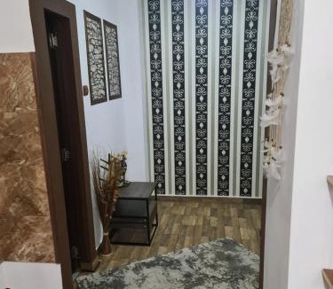 Tecuci Apartment | Casa & Julieta