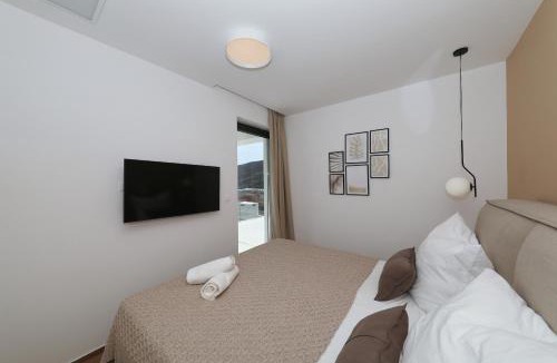 Marina Apartment | Mentis