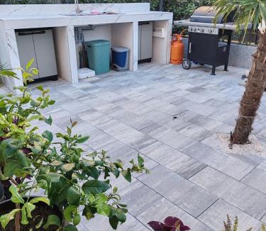 Kastel Novi Apartment | Azzuro