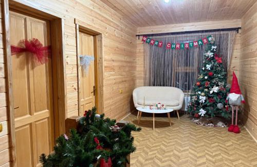 Cheia House | La Canton Cheia