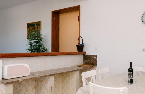 Sumartin Apartment | Large and charming apartment near beach with big & sunny terrace