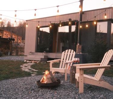 Brebu Nou Villa | Kota Garana-Couples Mountain Hideaway with Hot Tub