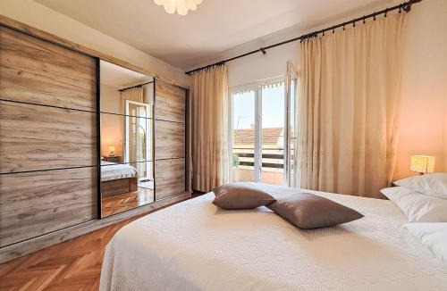 Turanj Apartment | Apartment Ana-1 by Interhome