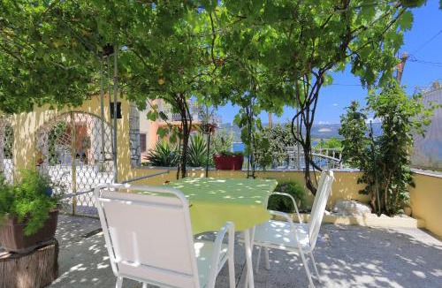 Arbanija Apartment | Apartments by the sea Arbanija, Ciovo - 18661