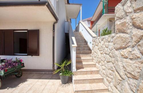Tijesno Apartment | Apartments by the sea Tisno, Murter - 812