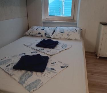 Cres Apartment | Cres old town studio apartment