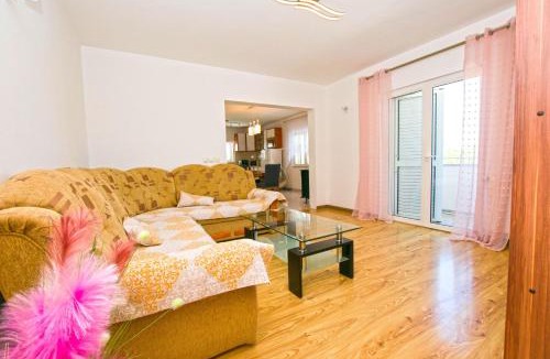 Velim Apartment | Apartment Iva Luca