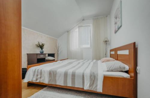 Blagaj Apartment | Stan na dan Zora Nevesinje