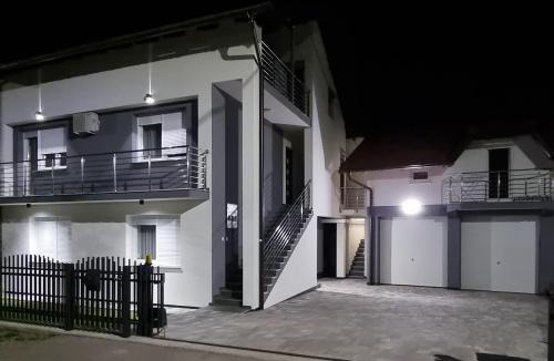Cardacani Apartment | Apartmаn Avram ll