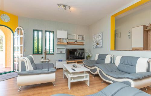 Razanj House | Holiday Home Razanj 3