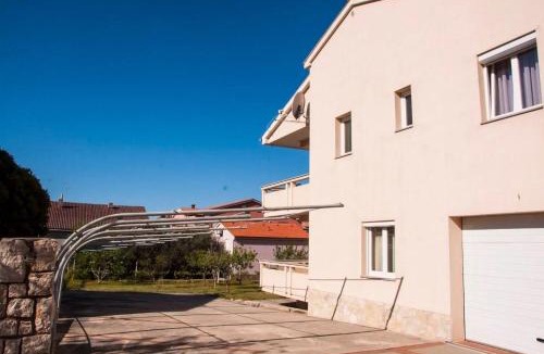 Novalja Apartment | Apartments KarolinaS