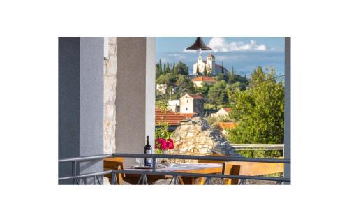 Zastrazisce House | Holiday homes in Zastražišće, Croatia