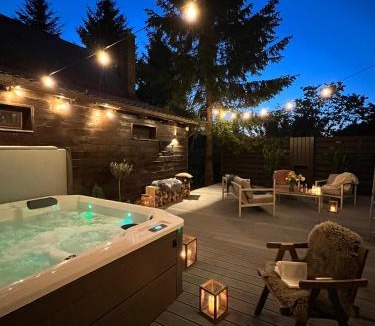 Porumbacu de Jos Ski Chalet | La Brazi - Hot Jacuzzi River and Luxury for Families
