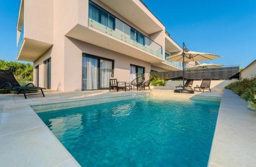 Privlaka Villa | Beachronft Villa Jugo with Seaview