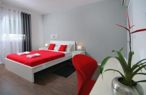 Trogir Apartment | Charm Apartments And Rooms