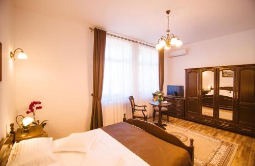 Sebes Hotel | Karlhof