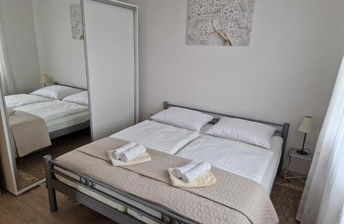 Canton 10 Apartment | Apartman Potok
