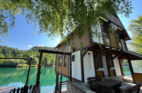 Lohovo House | Hotel Neron Bihać