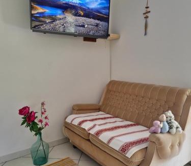 Draga Bascanska House | SWIM and CLIMB BAŠKA HOLIDAY HOUSE - island KRK