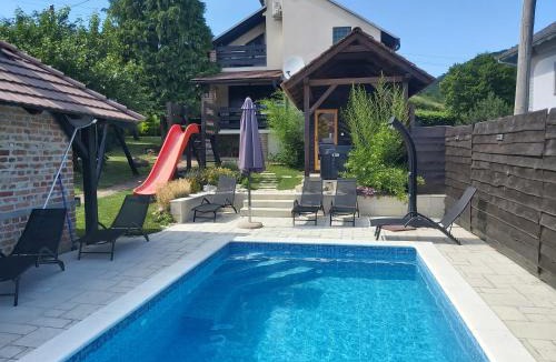 Kalnik House | Holiday Home Kalnik