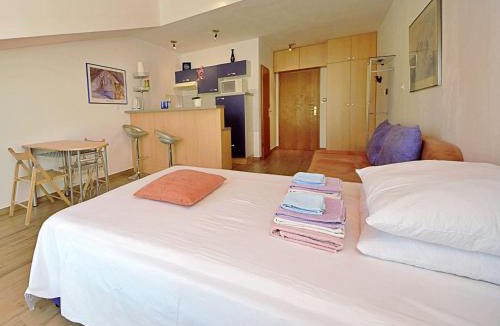 Arbanija Apartment | Apartment Šarić-2 by Interhome