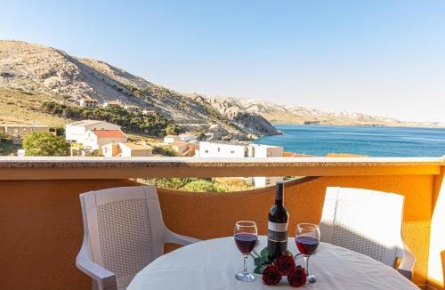 Metajna Apartment | Durdica beautiful garden with fantastic sea and mountain views