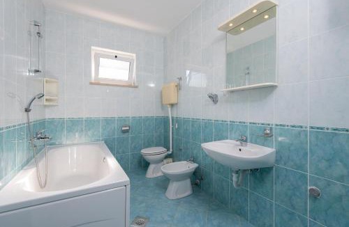 Putnikovic Apartment | Apartments by the sea Cove Pjestata, Peljesac - 12381
