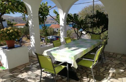 Arbanija Apartment | Apartments by the sea Arbanija, Ciovo - 11321