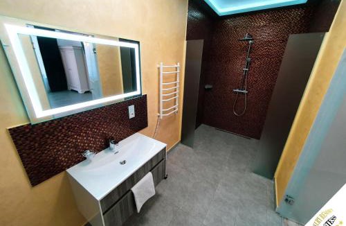 Dej Apartment | Luxury Resort Hostess