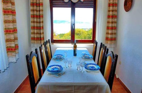 Povile Apartment | Three-Bedroom Apartment in Novi Vinodolski I
