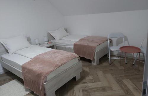 Cacak Hostel | Sobe mis