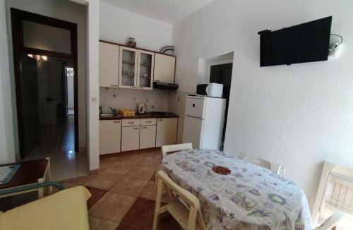 Tucepi Apartment | Apartments Lalić - Two bedroom ground floor apartment close to the beach