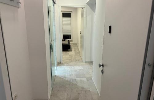 Militari Apartment | Stunning 3-Room Penthouse Lakeview with Terrace