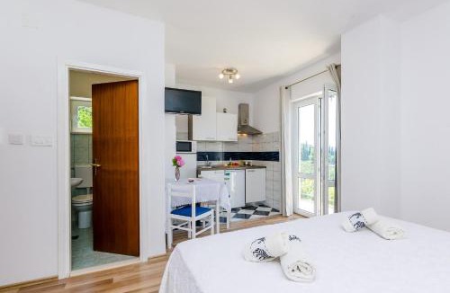 Krucica Apartment | Apartments Cypress Sea Cove
