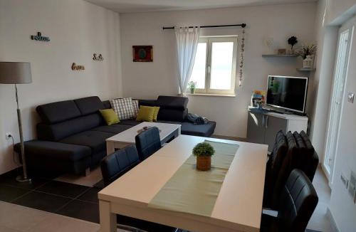 Cres Apartment | Gavza Sky View Apartment