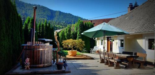 Vidrga House | Divine Lake House