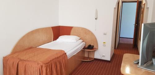 Piatra Neamt Hotel | GRAND HOTEL CEAHLAU
