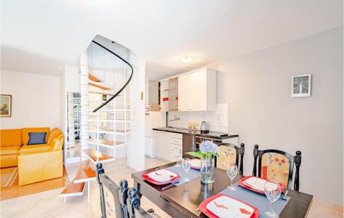 Hodilje House | Holiday Home Ston 1