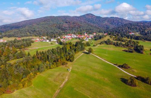 Cerknica House | Notranjska hiša - traditional country house, close to the world attraction Cerknica lake