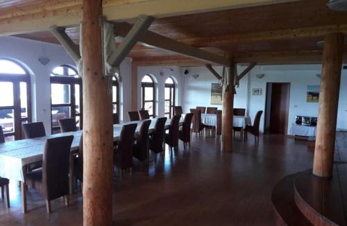 Bratca House | Casa Delureni
