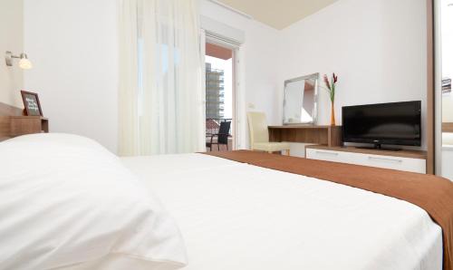 Ratac Apartment | Villa Cavar, Apartments Close to the Beach