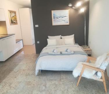 Praprotna Polica Apartment | Angel's Nest Apartment