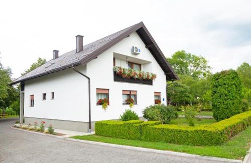 Seliste Apartment | Apartment Lena