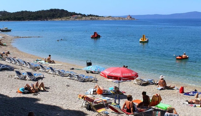 Two bedroom apartment with terrace and sea view Makarska (A-20196-a) in Makarska