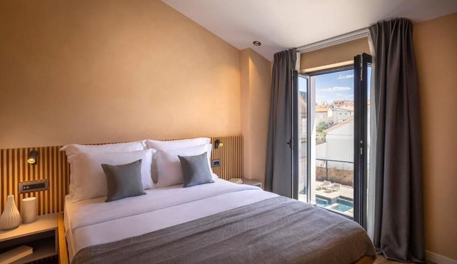 DUNATOVI DVORI Heritage Hotel