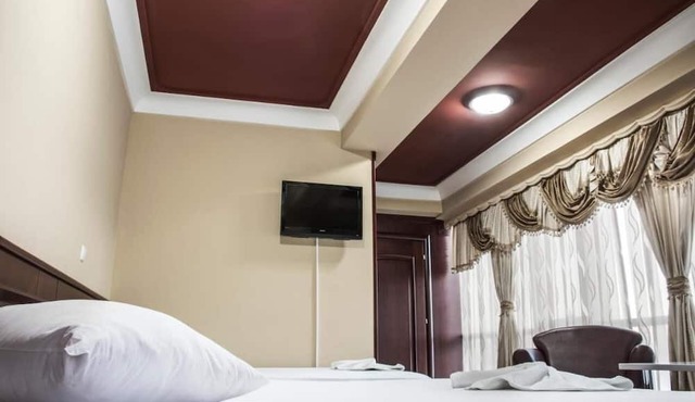 Hotel King in Pec