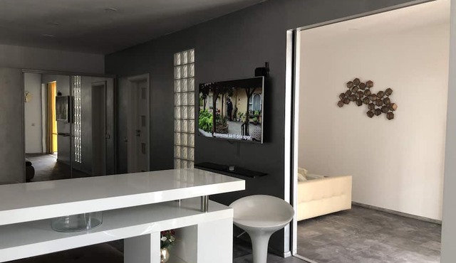 Westpark 2 Residence Lakeview W6 in Bucharest