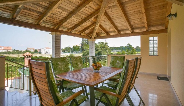 Villa Cera Vodnjan for 12 people in Vodnjan
